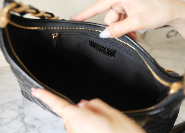 Pre-Owned Chanel Hobo Bag – Restored by Empyrean