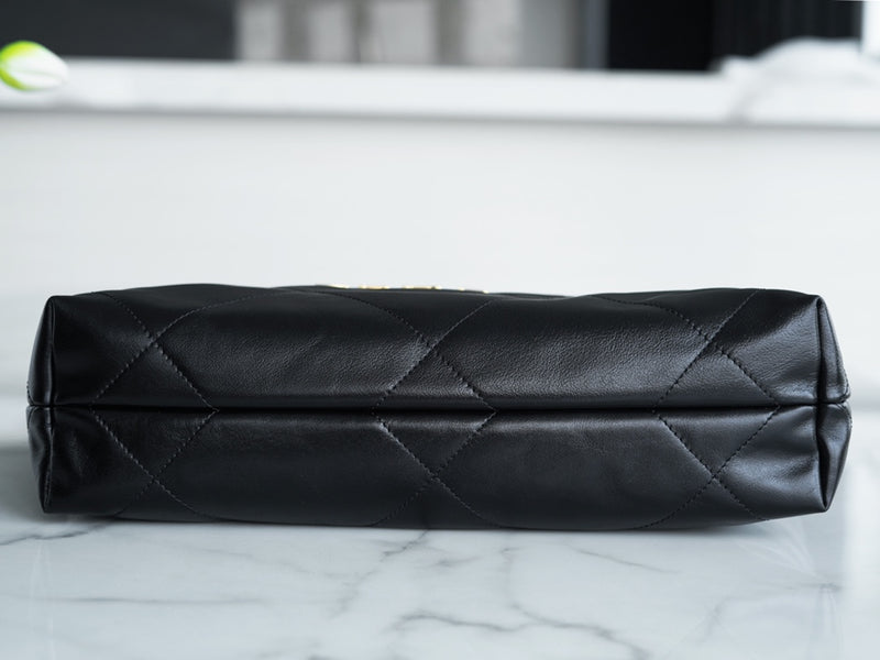 Pre-Owned Chanel 22 Bags – Restored by Empyrean