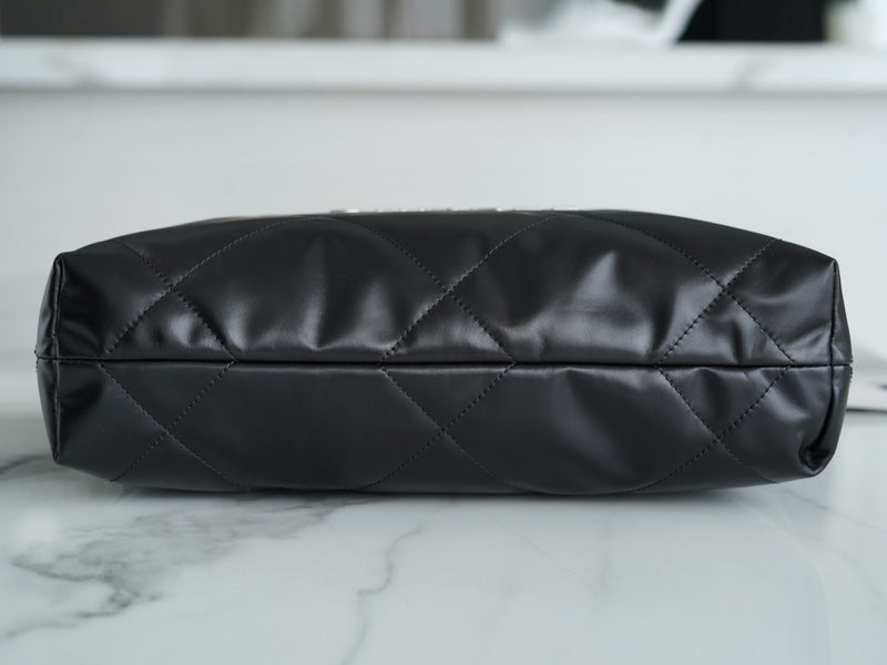 Pre-Owned Chanel 22 Bags – Restored by Empyrean