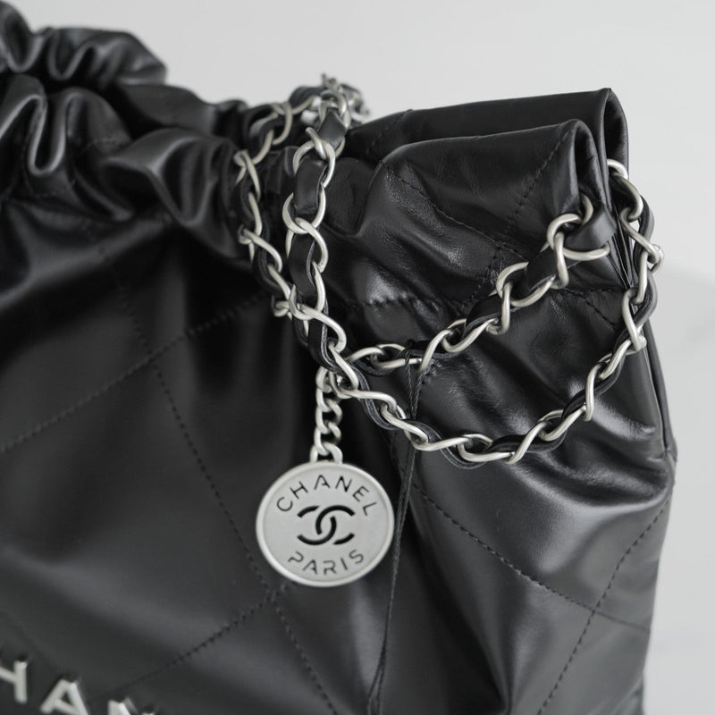 Pre-Owned Chanel 22 Bags – Restored by Empyrean