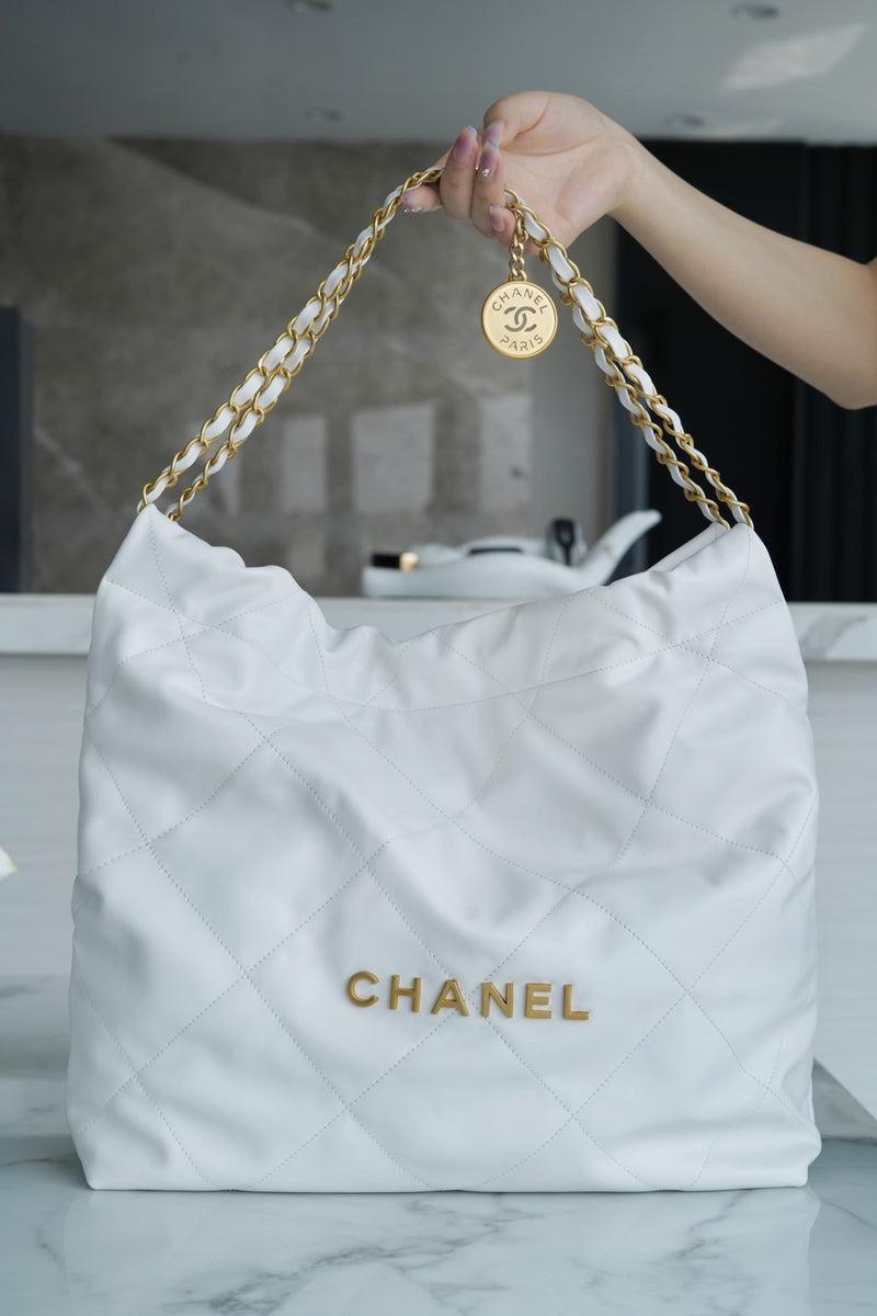 Pre-Owned Chanel 22 Bags – Restored by Empyrean