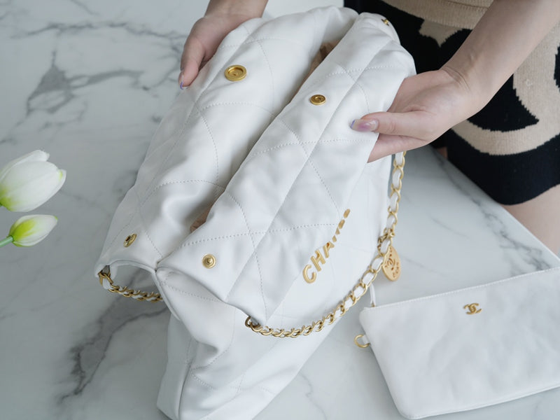 Pre-Owned Chanel 22 Bags – Restored by Empyrean