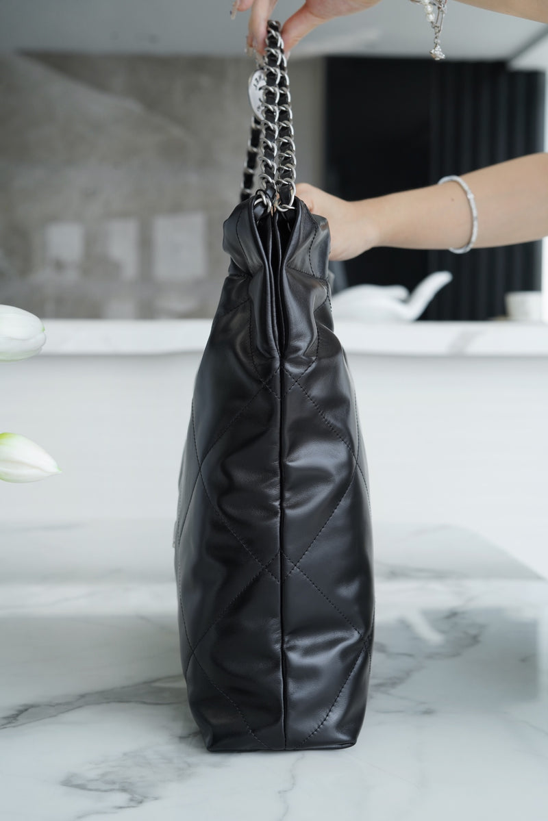 Pre-Owned Chanel 22 Bags – Restored by Empyrean