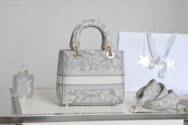 Pre-Owned Christian Dior Lady D-Lite Bag – Restored by Empyrean